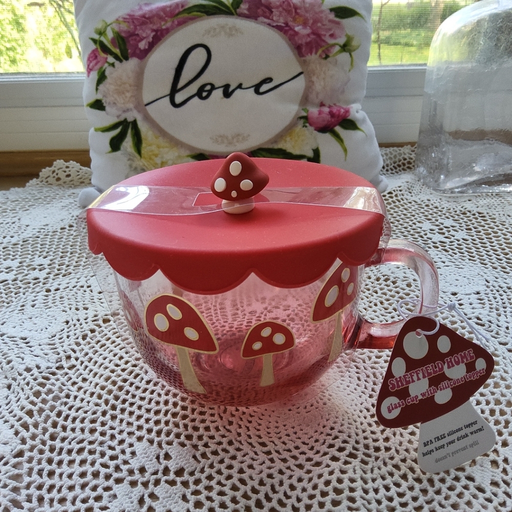 Mushroom Glass Cup With Silicone Topper NEW